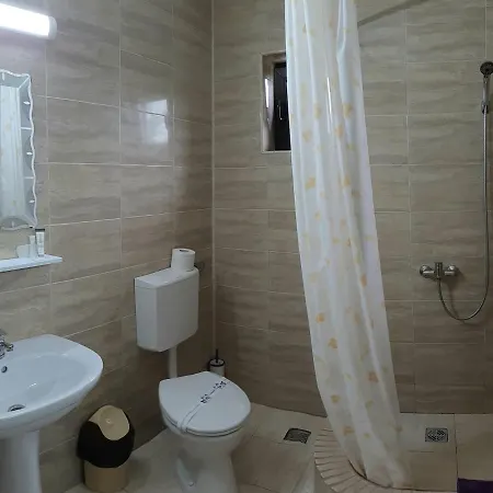 Bya * Două Mai