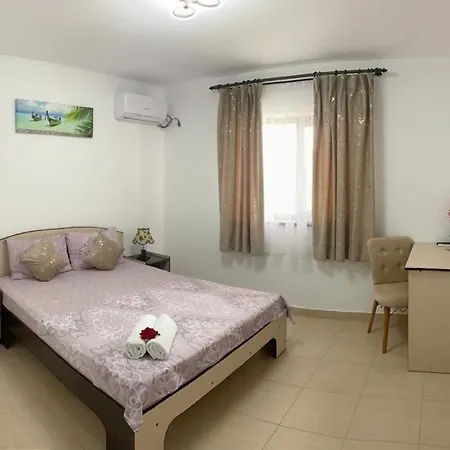 Vendégház Bya Două Mai